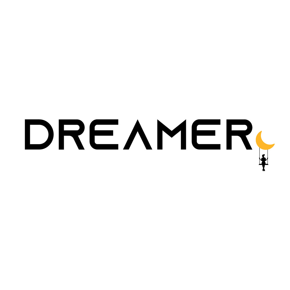 "DREAMER" Swining on the Moon! - ROYALTEES by MOA